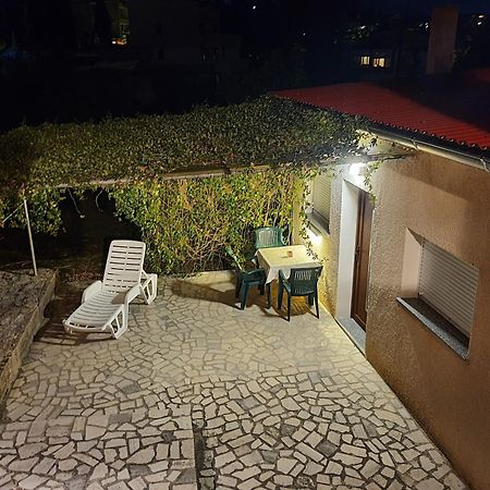 Apartments Vesna Avsec - كرك المظهر الخارجي الصورة