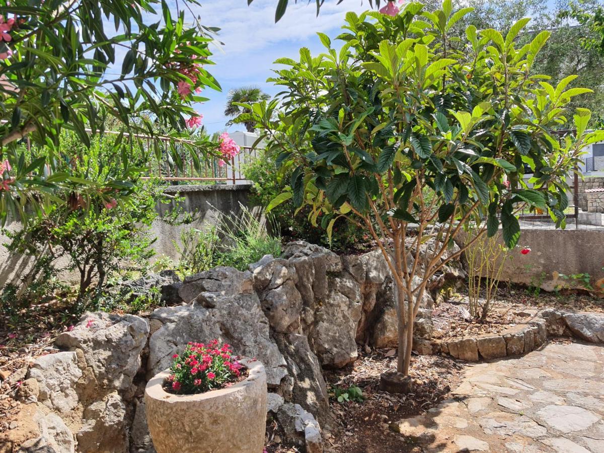 Apartments Vesna Avsec - كرك المظهر الخارجي الصورة
