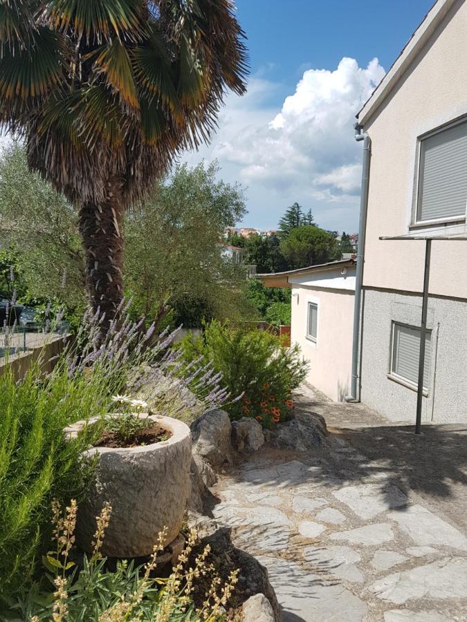 Apartments Vesna Avsec - كرك المظهر الخارجي الصورة