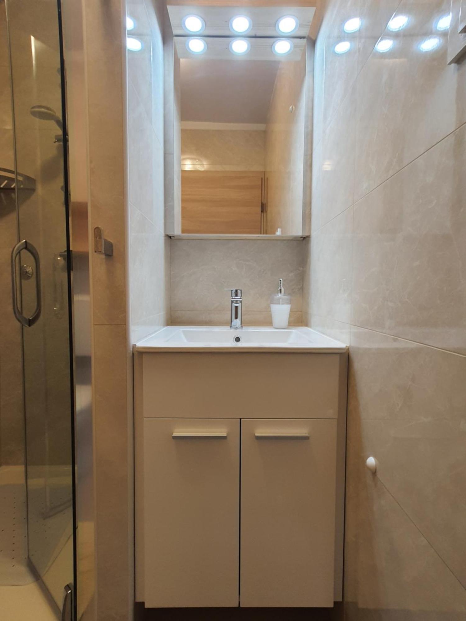 Apartments Vesna Avsec - كرك الغرفة الصورة